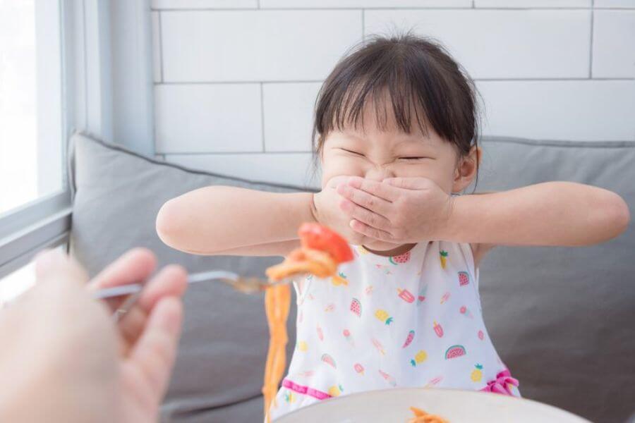 Siro ăn ngon là giải pháp cho trẻ biếng ăn, không hấp thu.